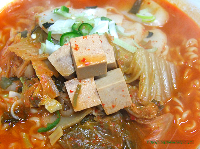 자취생에게 강력 추천! 참치 김치찌개 라면!