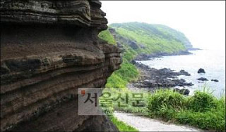 [스크랩] “이제 알려진 곳은 싫다” 제주 비경 인기 (서울신문기사)