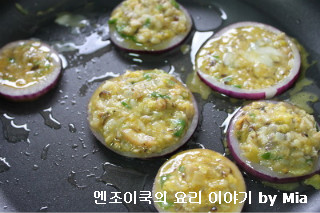 한 여름의 별미 【애호박 순대와 양파링 전】