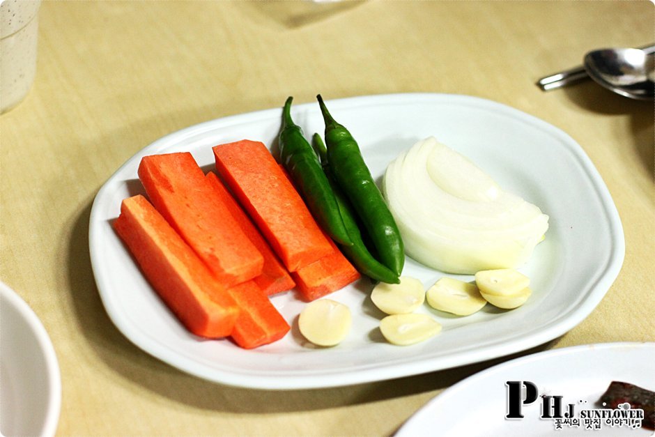 수색맛집-옻닭전문가가 인정한 맛~!!옻닭 매력에 푹 빠지다-쌍굴옻닭집