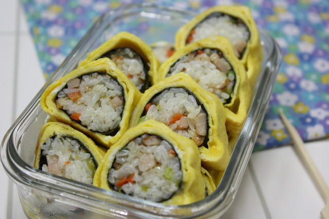 돌돌말이김밥 이미지