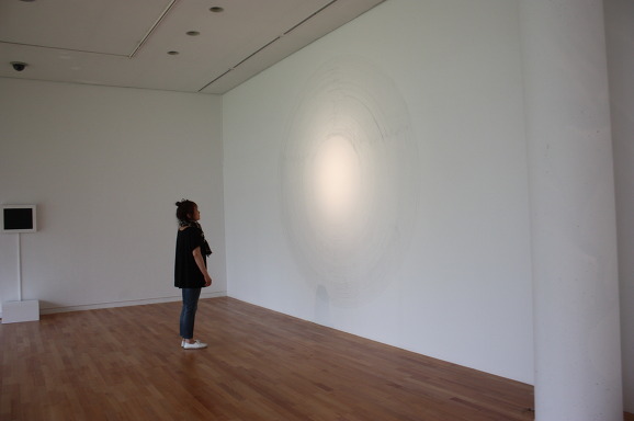 “작가 재조명-신성희, 한순자”展  오프닝날