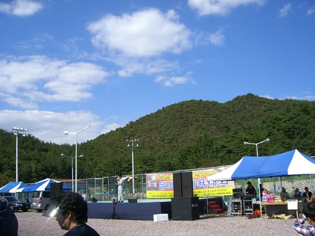1537FF455072B4EE18DBEB