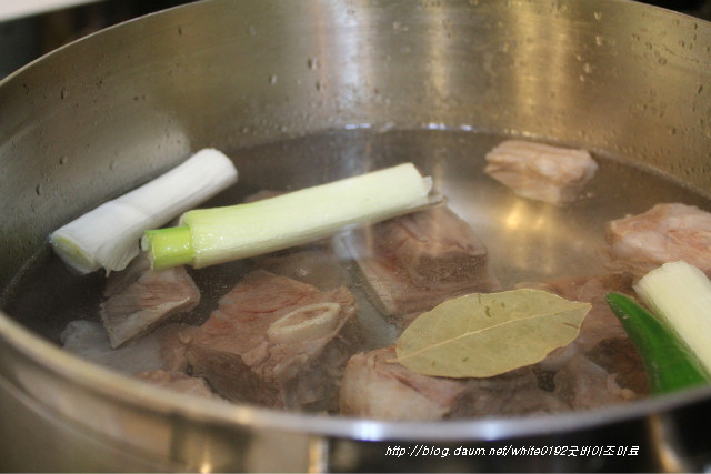 우거지갈비탕