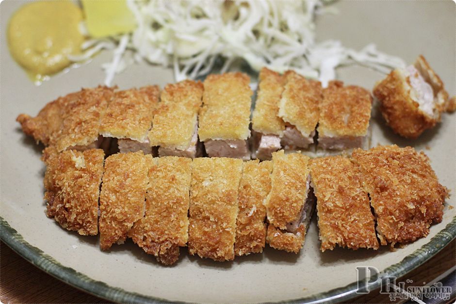 강남맛집-이렇게 두꺼운 돈가스는 처음이야.맛까지 좋은-한성돈가스