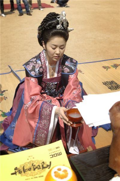 선덕여왕 한복