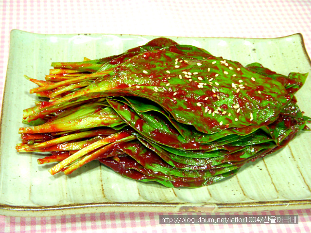 따라올 수 없는 맛!~ 산마늘고추장장아찌!!~~~