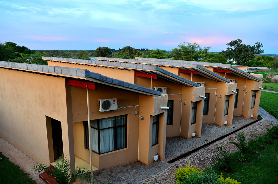 보츠와나 초베 강에서 본 석양~