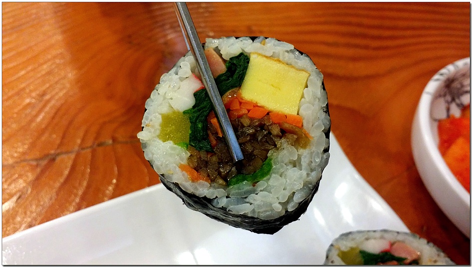 국시랑김밥이랑 이미지
