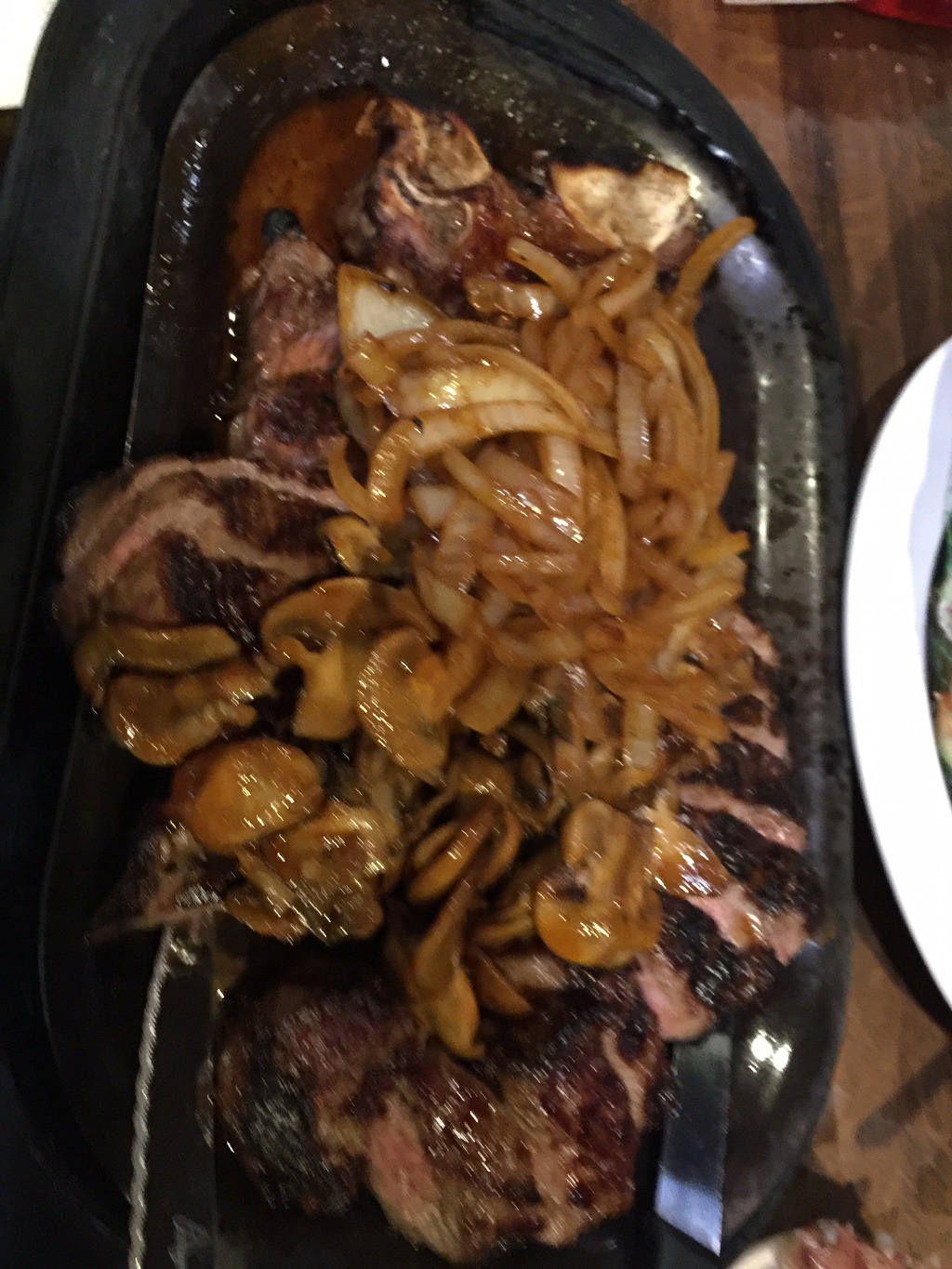 매년 이맘때면 가족이 함께 모여 Bob chinn's서 즐거운 Dinner를 한다.(Bob Chinn's Crab House/Wheeling) 