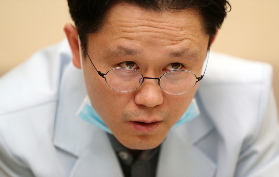 하루에 환자 19명만 받는 치과의 “왕따 되고 망해도 좋아”