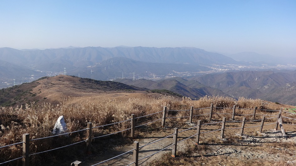 천성산 원효봉 억새가 반짝반짝