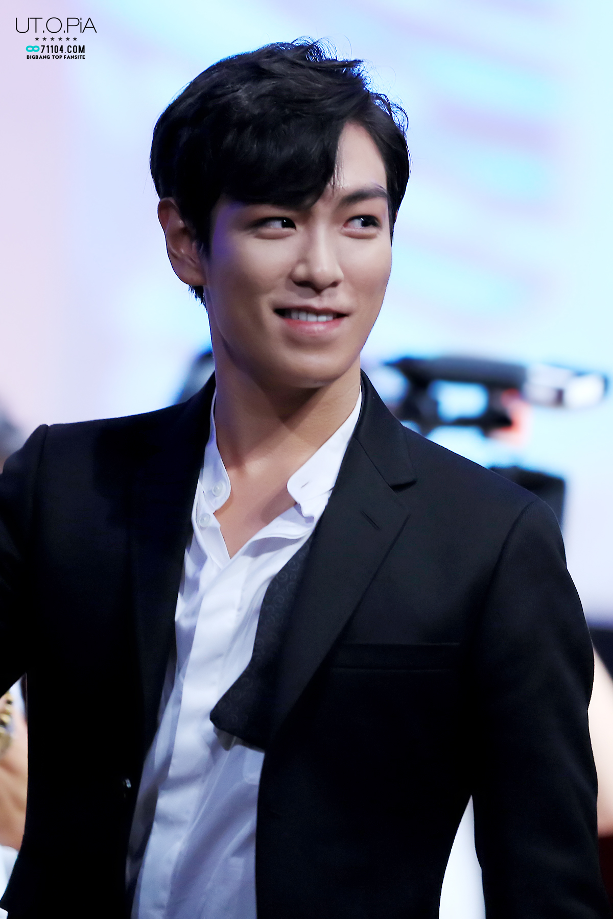 05082014 HQ Photos of TOP at Tazza 2 Showcase – We are different but